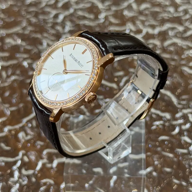 Audemars Piguet Jules Audemars. 77239OR.ZZ.A088CR.01