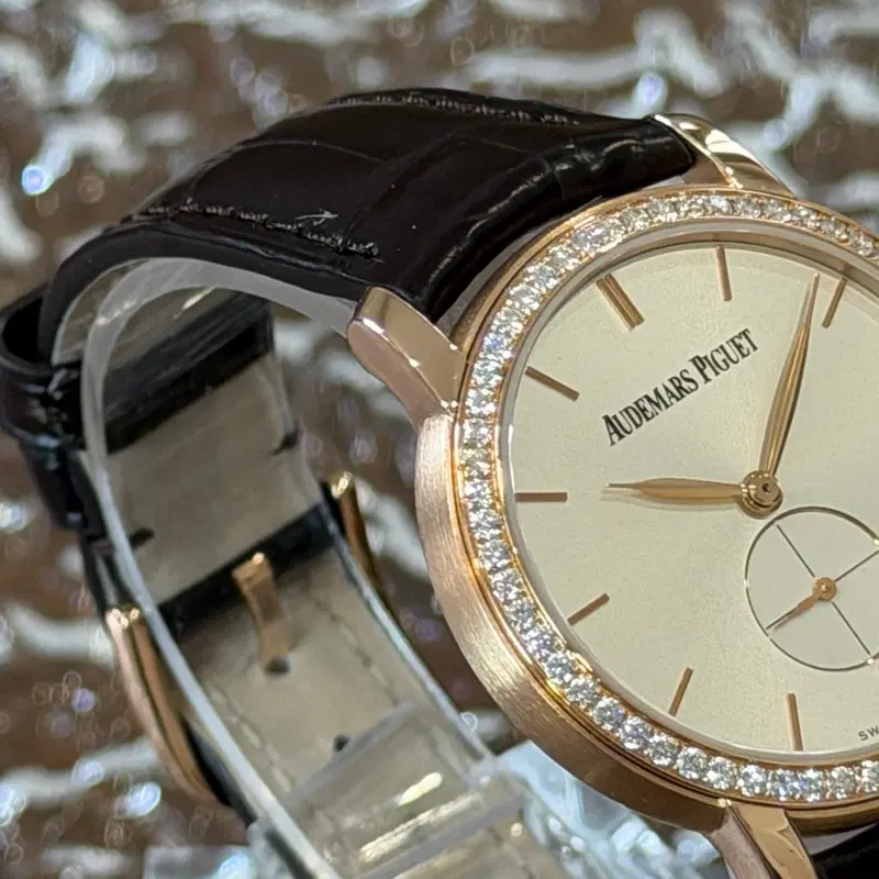 Audemars Piguet Jules Audemars. 77239OR.ZZ.A088CR.01