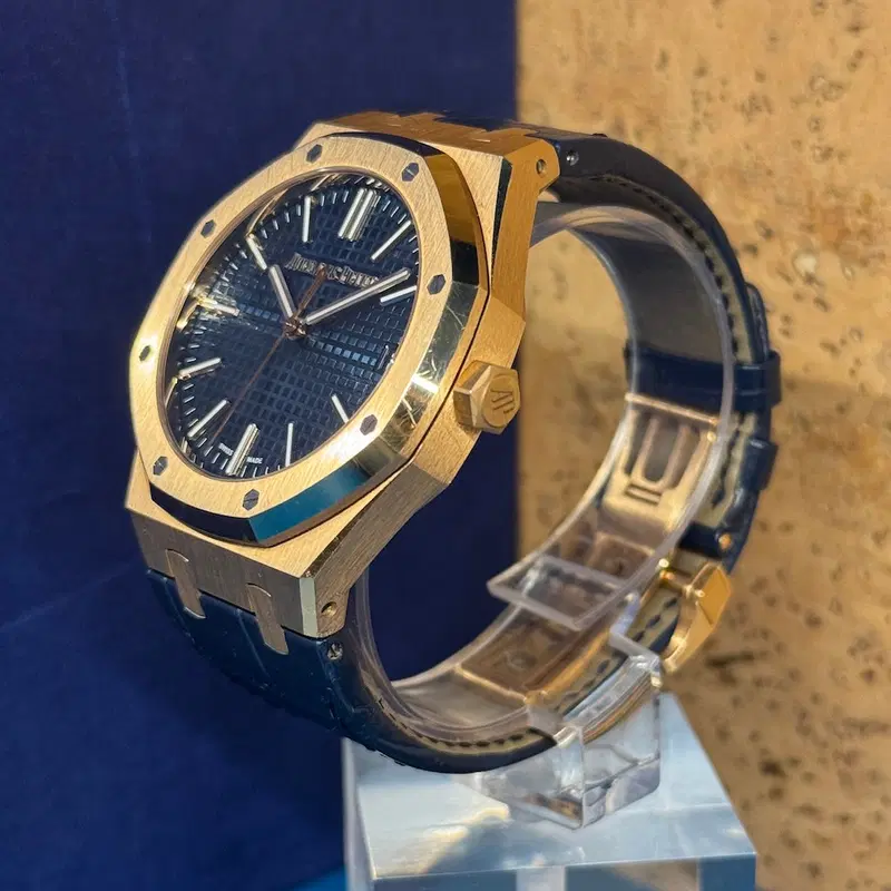 Audemars Piguet Royal Oak. 15510OR.OO.D315CR.01