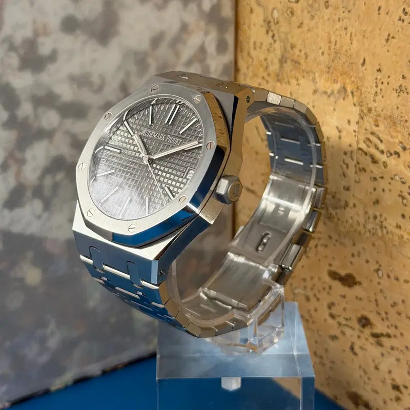 Audemars Piguet Royal Oak. 15510ST.OO.1320ST.10