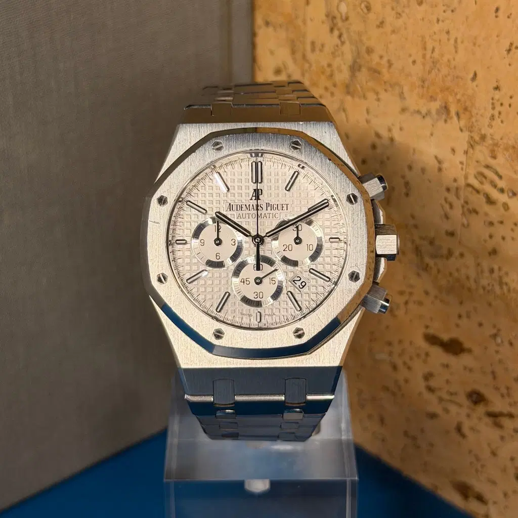 Audemars Piguet Royal Oak. 26320ST.OO.1220ST.02