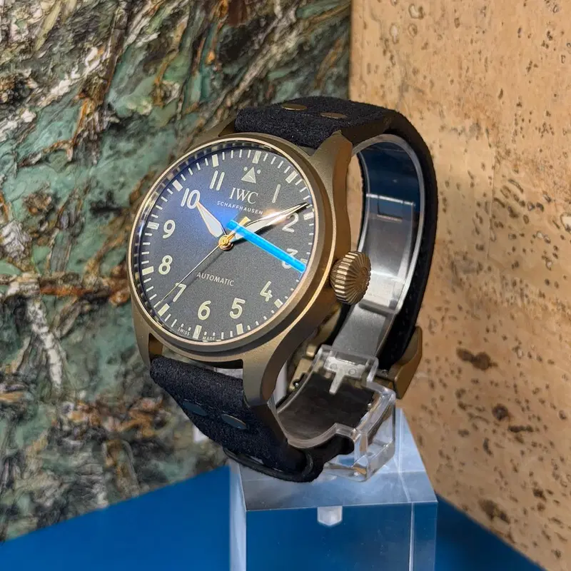 IWC Big Pilot's "MR Porter Ed. 1". IW329703