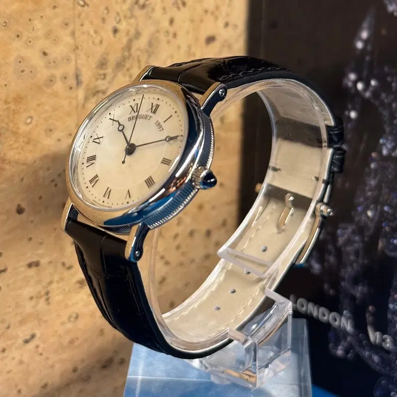 Breguet Classique. 8067BB/52/964