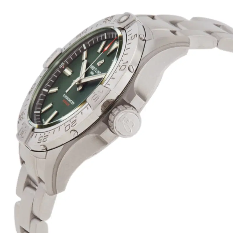 Breitling Avenger. A17328101L1A1