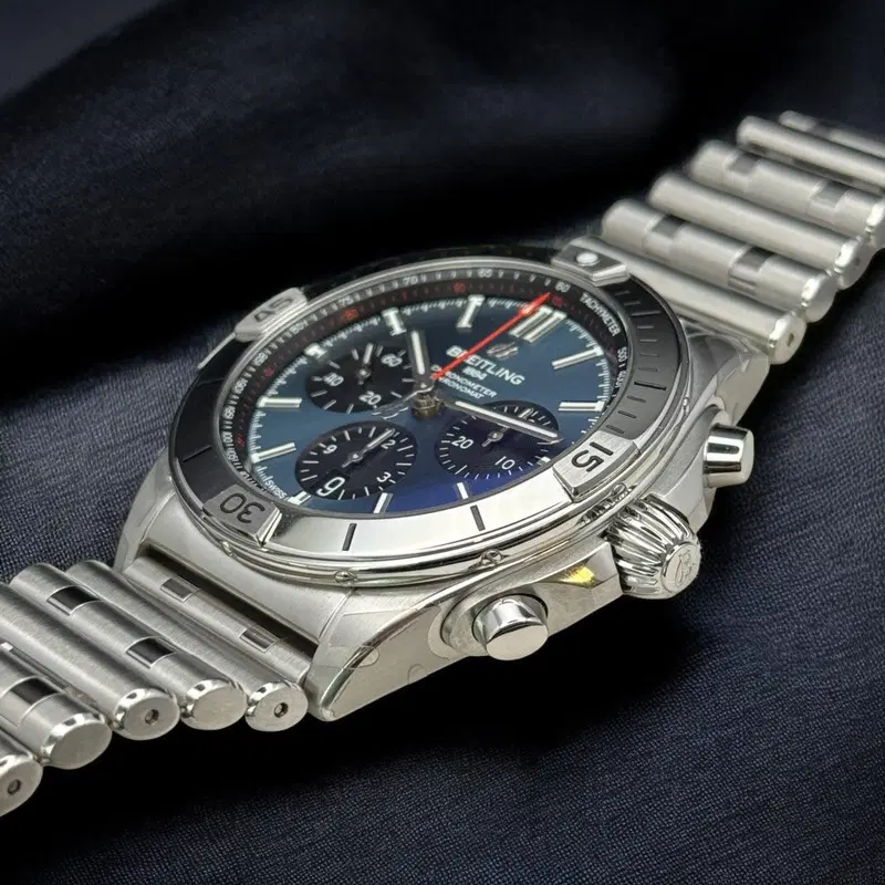 Breitling Chronomat. AB0134101C1A1