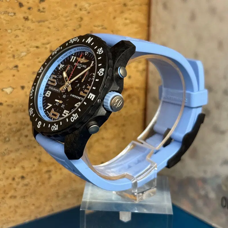 Breitling Endurance Pro 44. X82310281B1S2