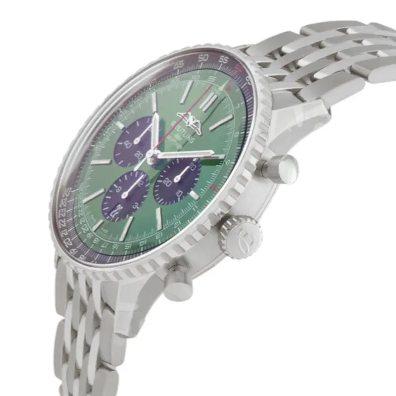 Breitling Navitimer. AB0137241L1A1