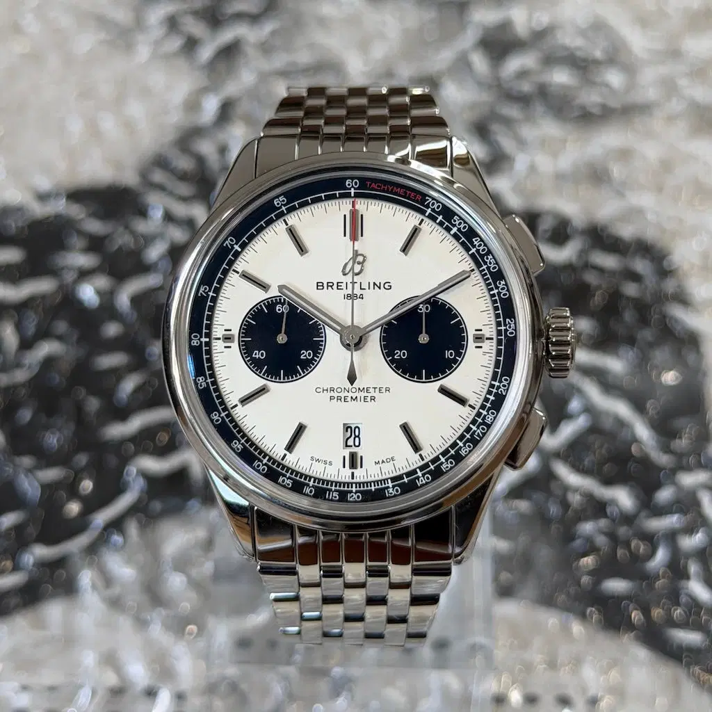 Breitling Premier B01. AB0118221G1A1