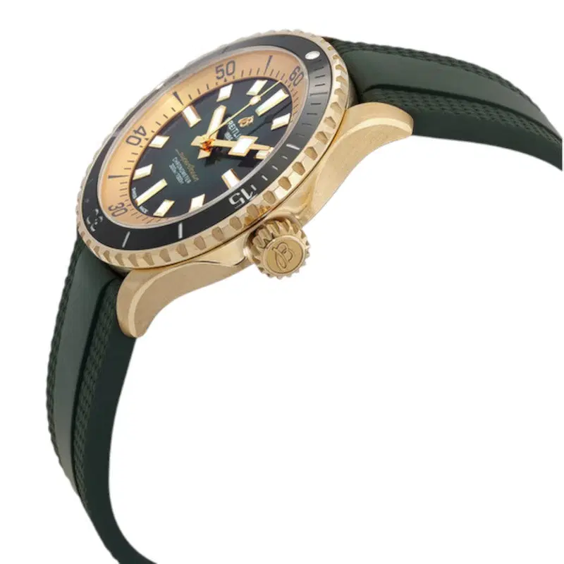 Breitling Superocean. N17375201L1S1