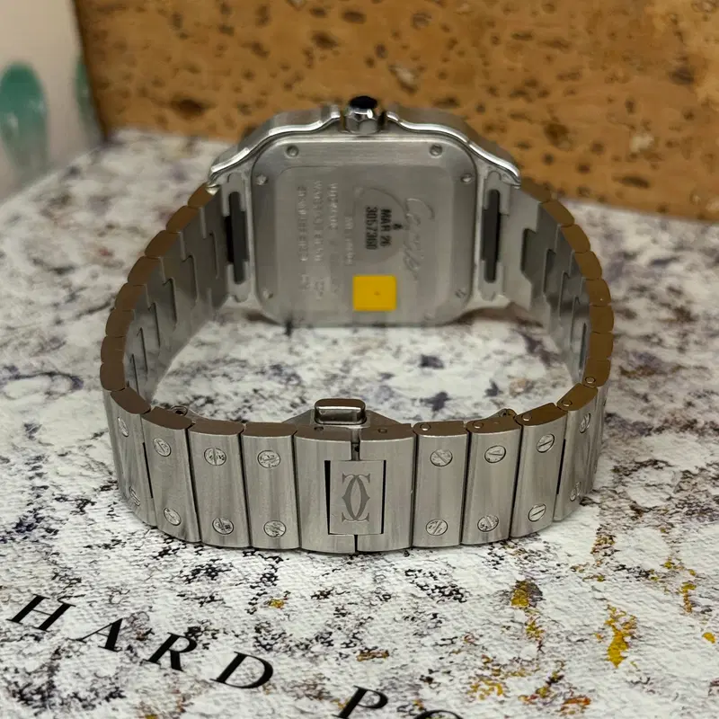 Cartier Santos Medium. W4SA0005