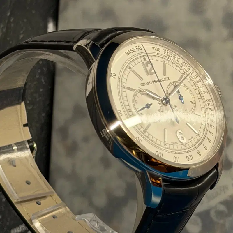 Girard Perregaux 1966. 49539-53-151-BK6A