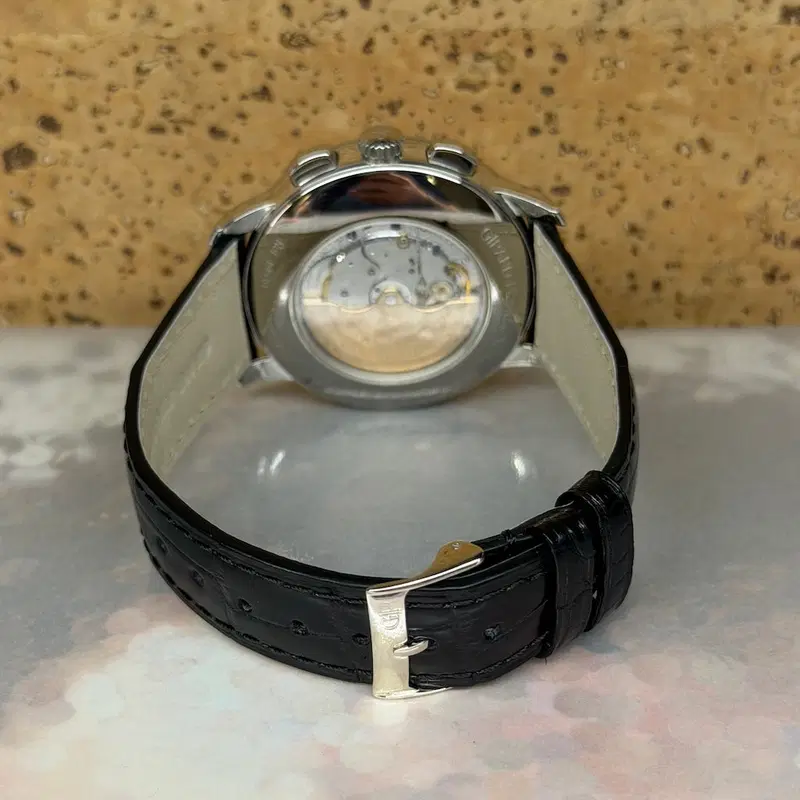 Girard Perregaux 1966. 49539-53-151-BK6A