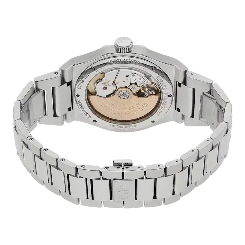 Girard Perregaux Laureato. 81010-11-635-11A