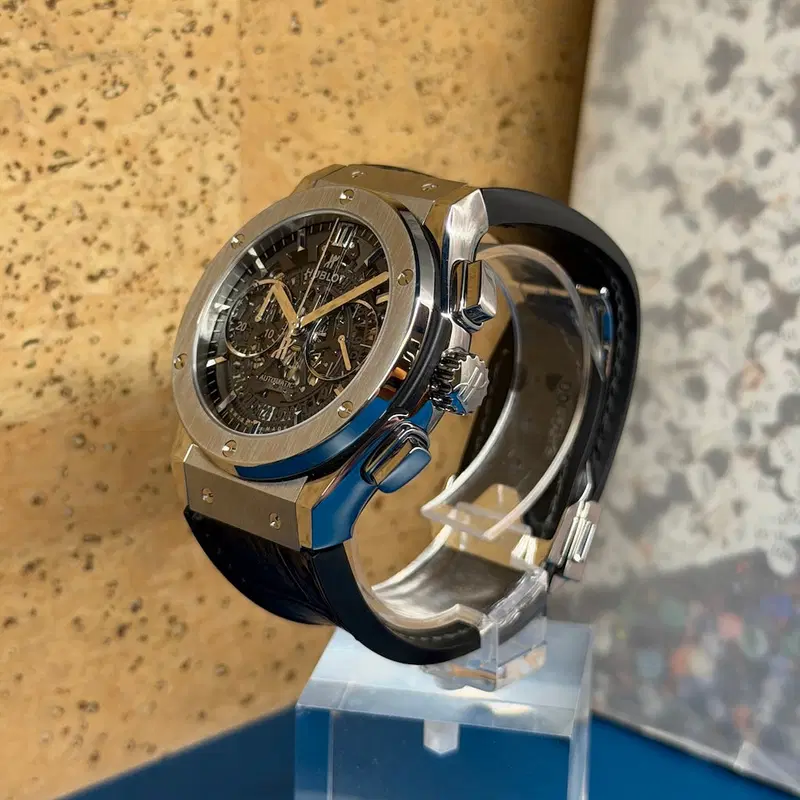 Hublot Classic Fusion. 525.NX.0170.LR