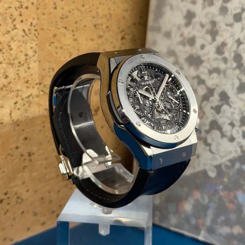 Hublot Classic Fusion. 525.NX.0170.LR