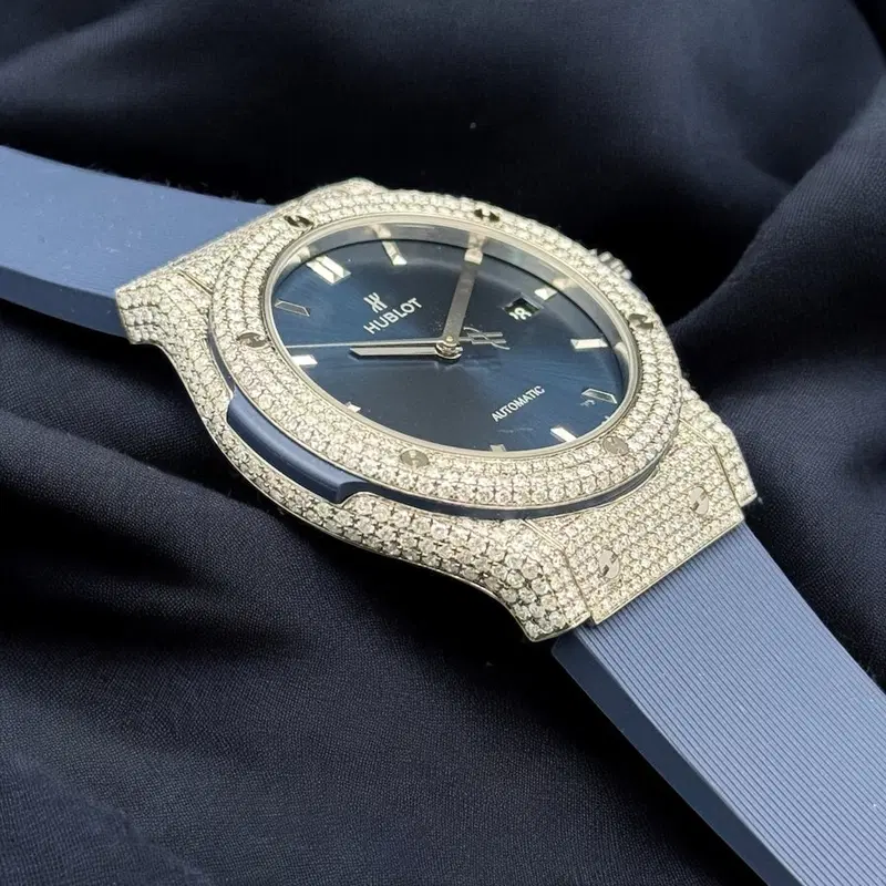 Hublot Classic Fusion Iced Out Custom. 542.NX.7170.LR