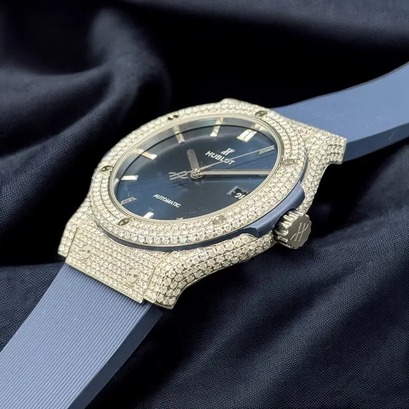Hublot Classic Fusion Iced Out Custom. 542.NX.7170.LR