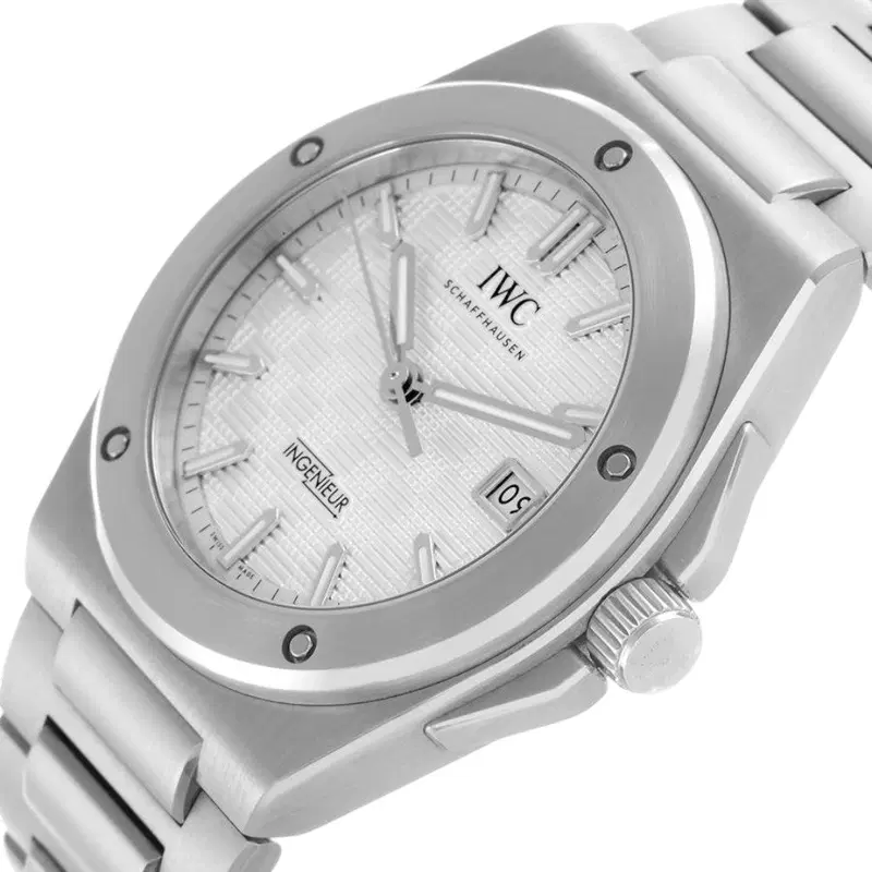 IWC Ingenieur Automatic 40. IW328902