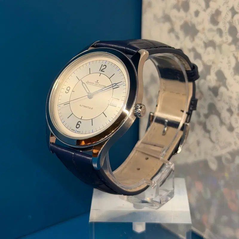 Jaeger-LeCoultre Master Control Date. Q1548530