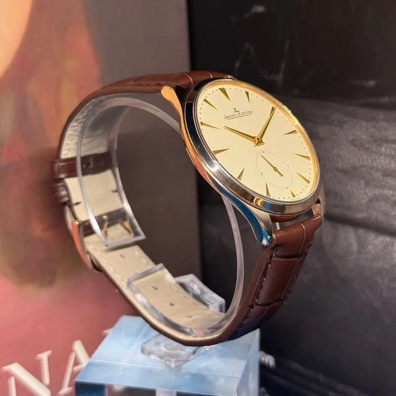 Jaeger-LeCoultre Master Ultra Thin. Q1272510