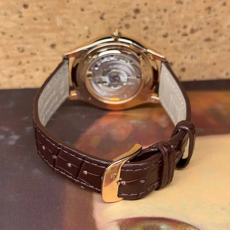 Jaeger-LeCoultre Master Ultra Thin. Q1272510