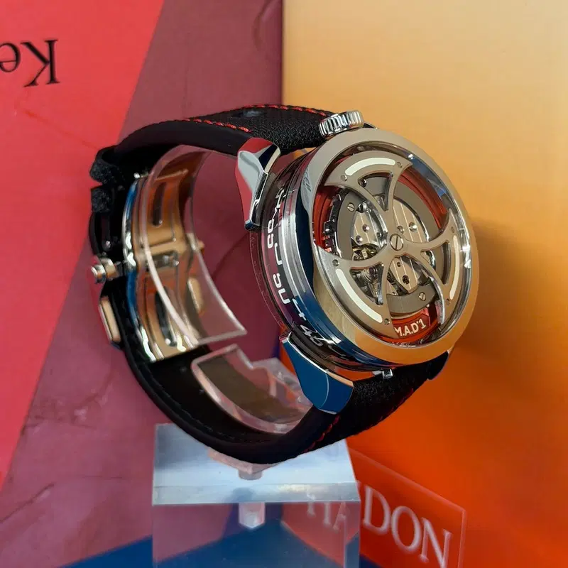 M.A.D.Editions M.A.D.1 RED. M.A.D.Editions