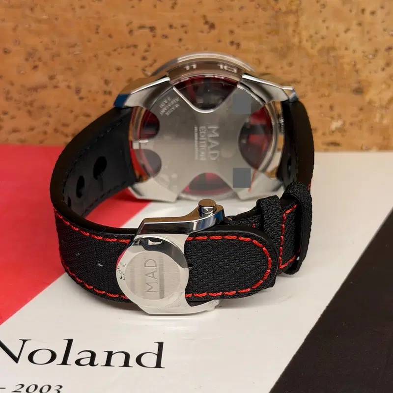 M.A.D.Editions M.A.D.1 RED. M.A.D.Editions
