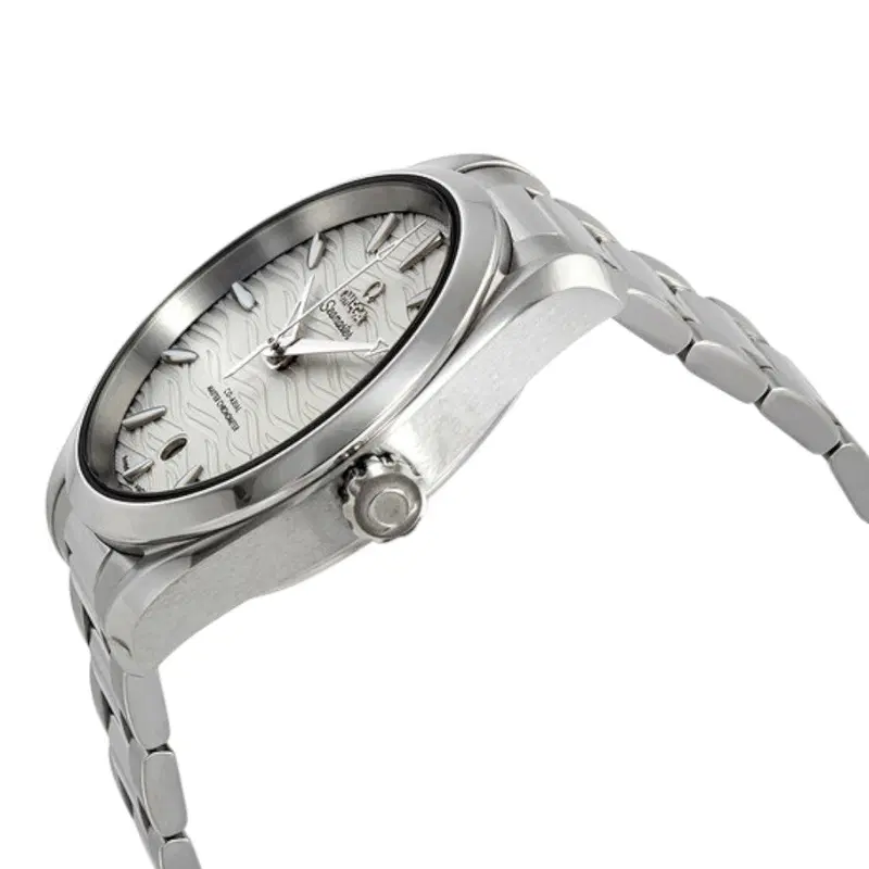 Omega Seamaster. 220.10.38.20.02.003