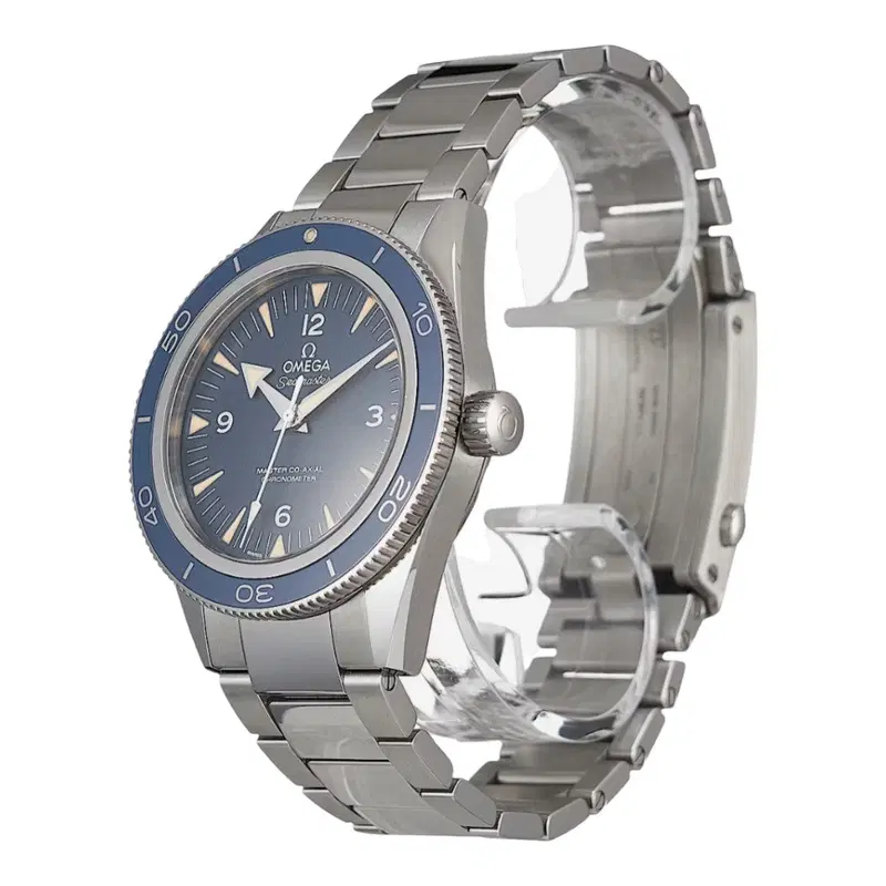 Omega Seamaster 300. 233.90.41.21.03.001