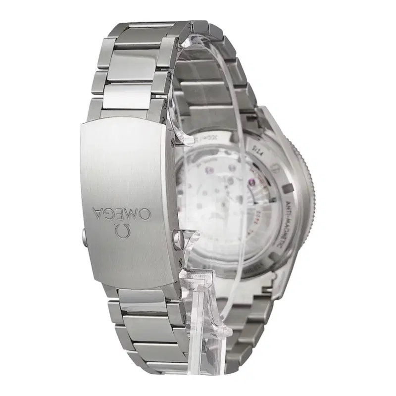Omega Seamaster 300. 233.90.41.21.03.001