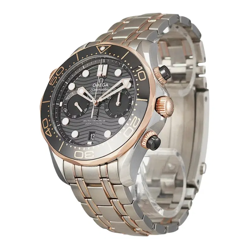 Omega Seamaster Diver. 210.20.44.51.01.001