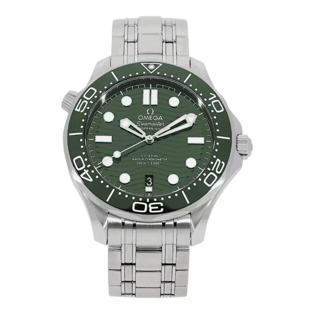 Omega Seamaster Diver. 210.30.42.20.10.001