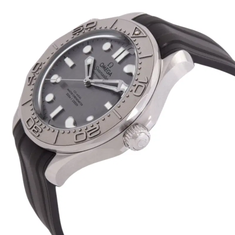 Omega Seamaster Diver. 210.32.42.20.06.002