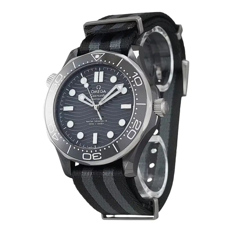Omega Seamaster Diver. 210.92.44.20.01.002