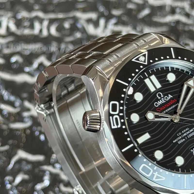 Omega Seamaster Diver 300 M. 210.30.42.20.01.001