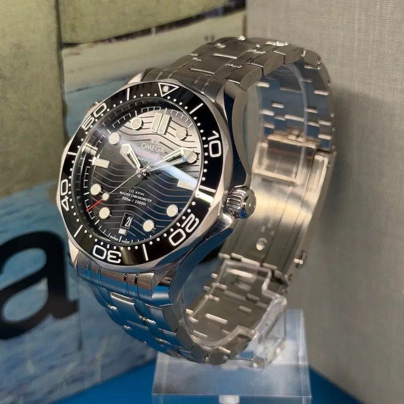 Omega Seamaster Diver 300M. 210.30.42.20.01.001