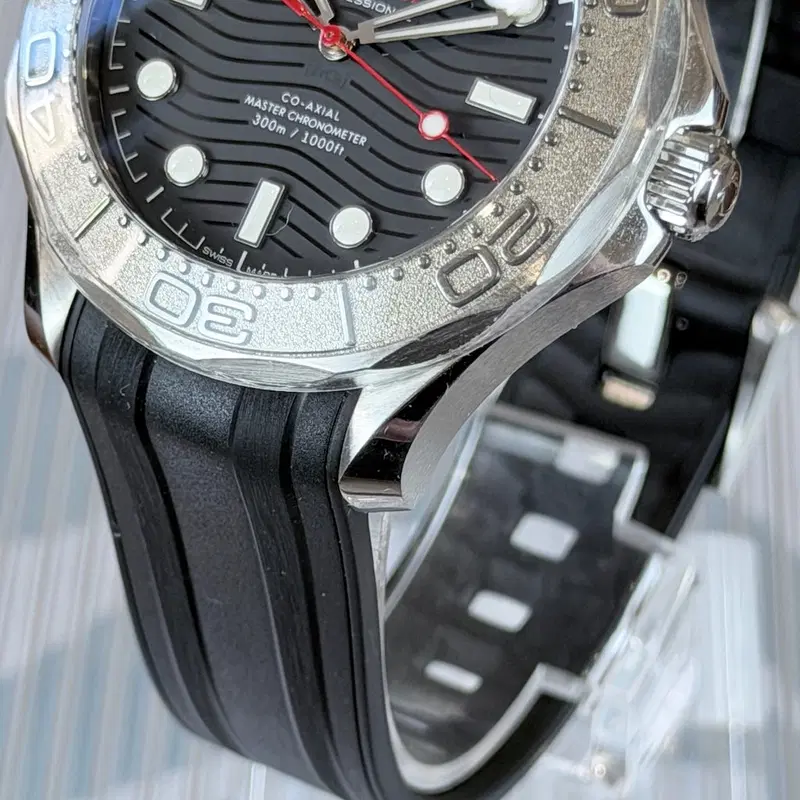 Omega Seamaster Diver 300M "Nekton". 210.32.42.20.01.002