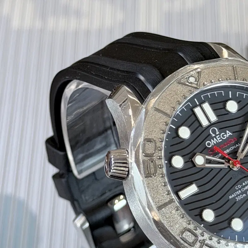 Omega Seamaster Diver 300M "Nekton". 210.32.42.20.01.002