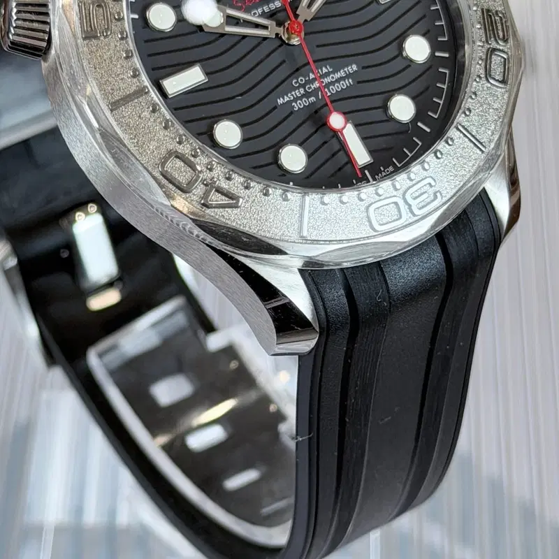 Omega Seamaster Diver 300M "Nekton". 210.32.42.20.01.002