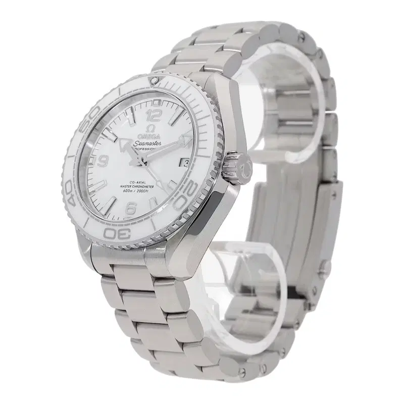 Omega Seamaster Planet Ocean. 215.30.40.20.04.001