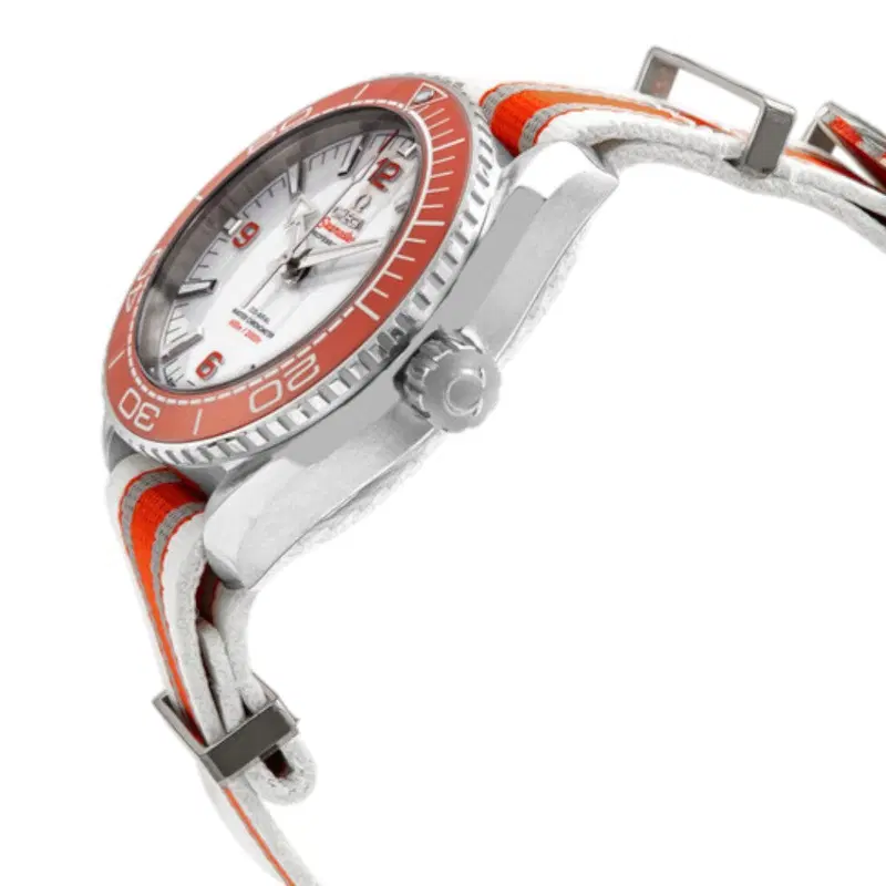 Omega Seamaster Planet Ocean 600M. 215.32.44.21.04.001