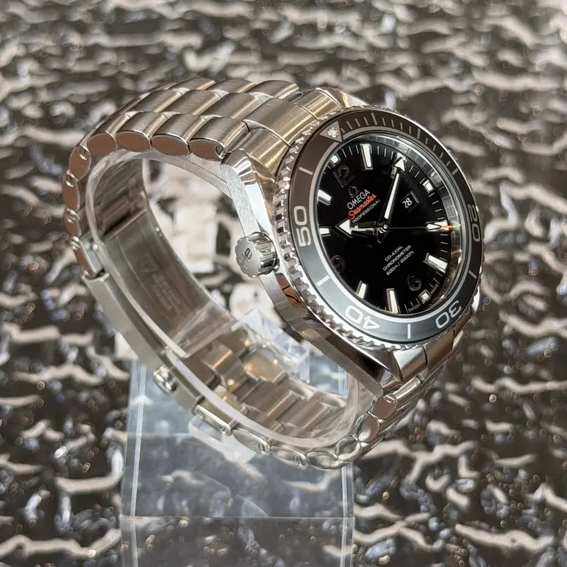 Omega Seamaster Planet Ocean. 232.30.38.20.01.001