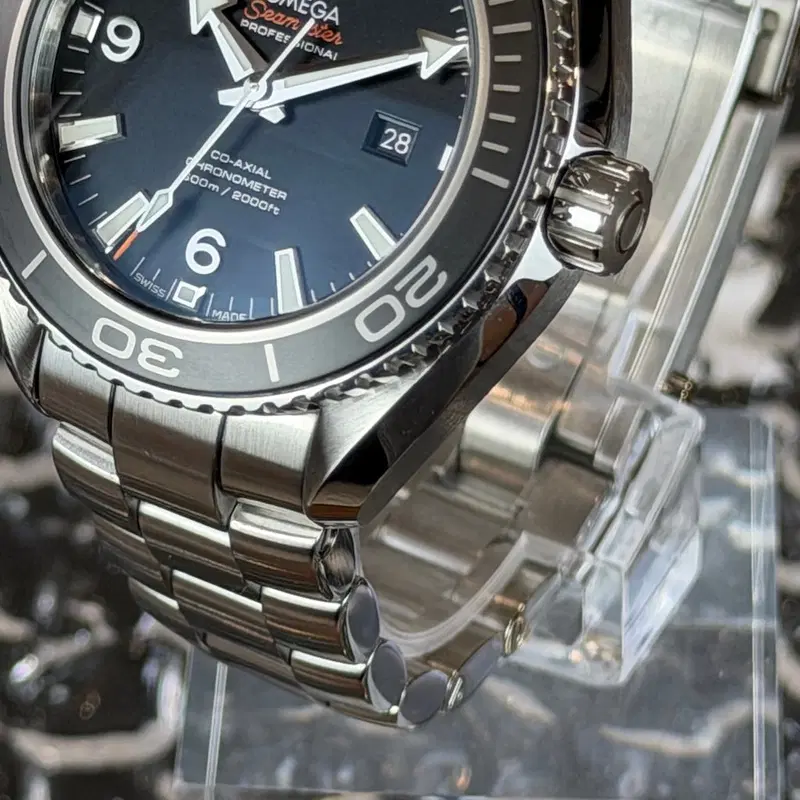 Omega Seamaster Planet Ocean. 232.30.38.20.01.001