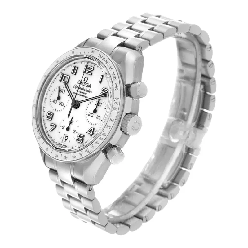 Omega Speedmaster. 324.30.38.40.04.001