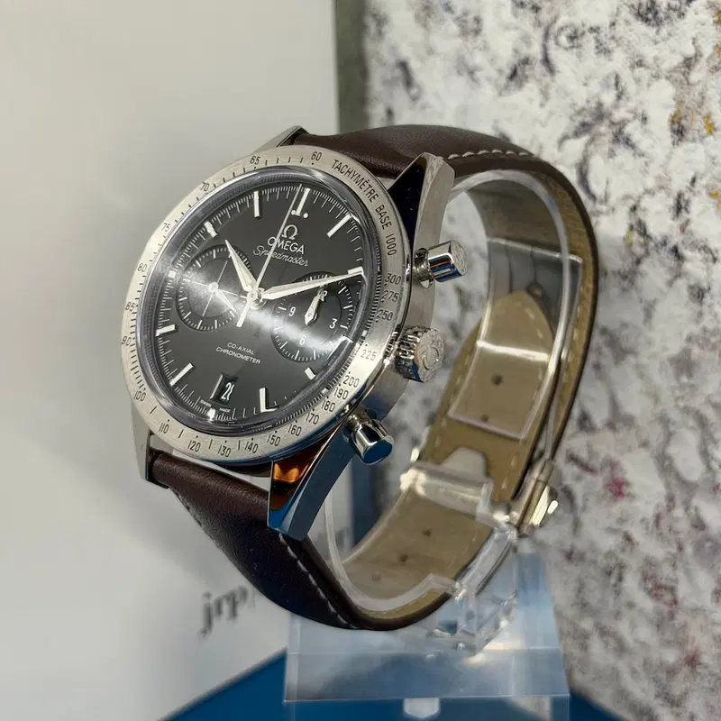 Omega Speedmaster 57. 331.12.42.51.01.001
