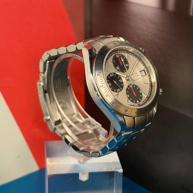 Omega Speedmaster Date. 3211.31