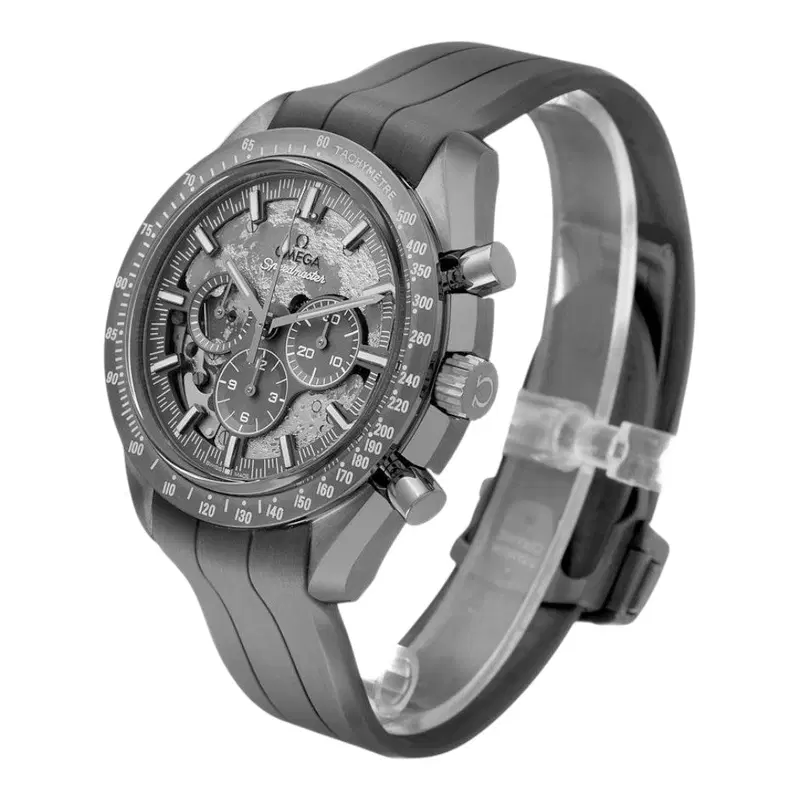 Omega Speedmaster"Grey Side of the Moon". 310.92.44.50.06.002
