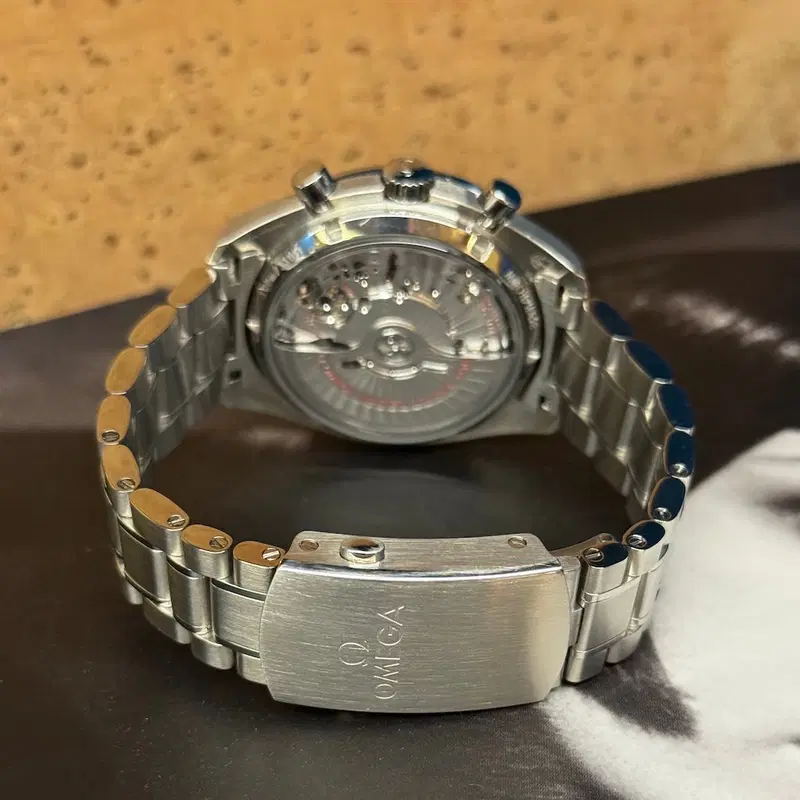 Omega Speedmaster Moonphase. 304.30.44.52.01.001