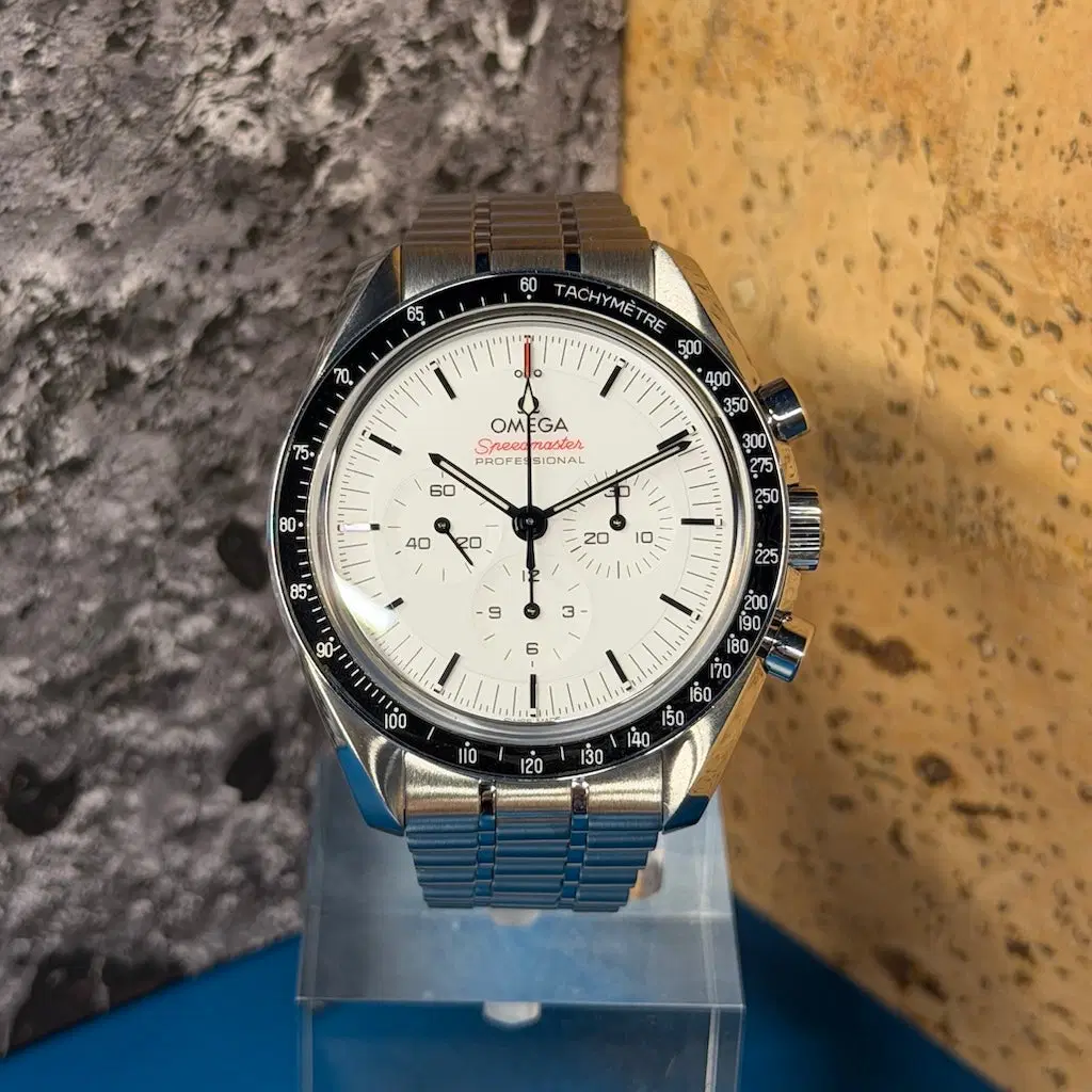 Omega Speedmaster Moonwatch Professional. 310.30.42.50.04.001