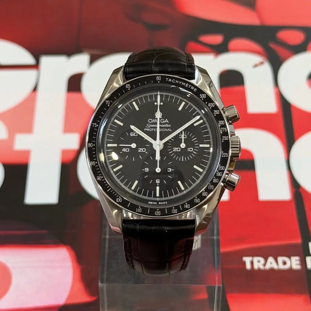 Omega Speedmaster Moonwatch Professional. 311.33.42.30.01.001